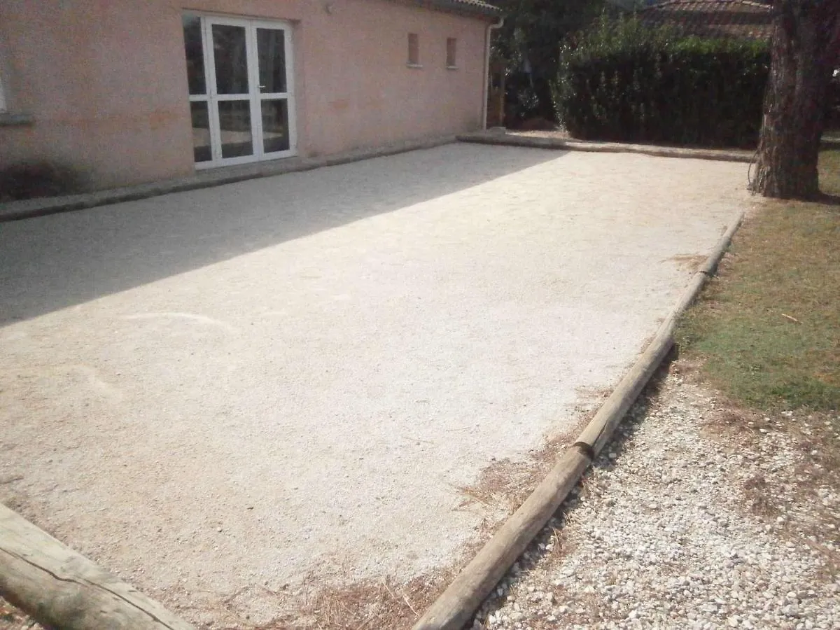Maison 2 Chambres Avec Piscine, Tennis, Et Plus - Ideal Pour 4 Personnes A Vallon-Pont-D'Arc - Fr-1-382-179